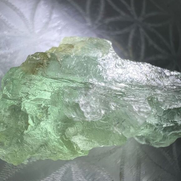 Green Fluorite Raw‎ Crystal Free Form - Picture 4 of 11